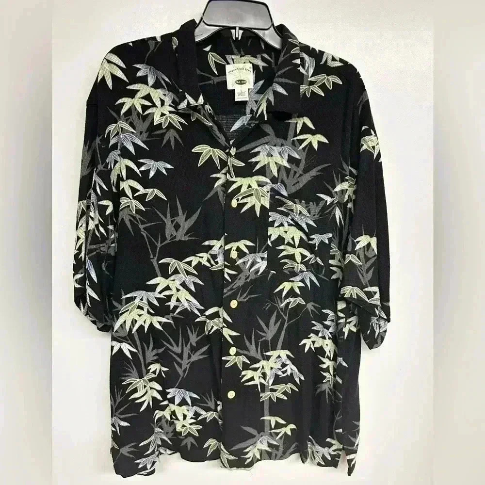 Men’s‎ size large Original Island sport button up short sleeve shirt. Preowned.